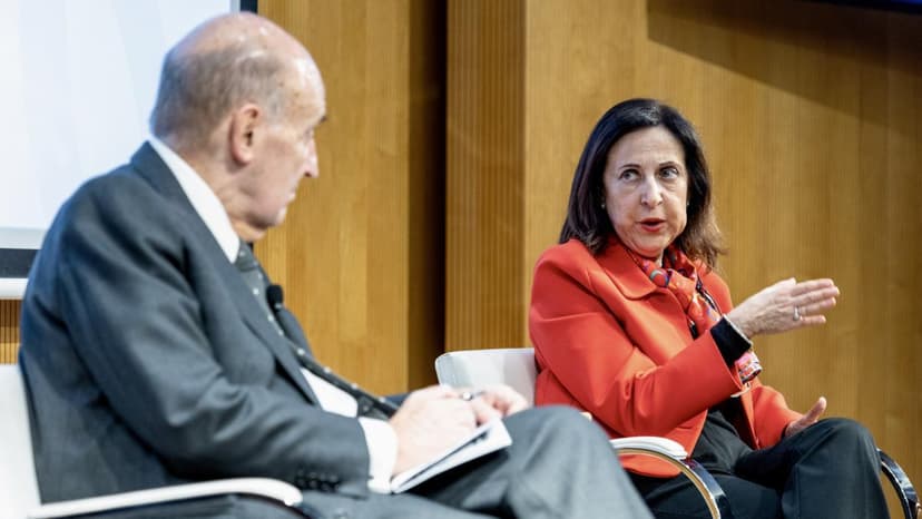 
              Margarita Robles: “Es un momento muy complicado, no me atrevo a decir qué va a pasar”
          