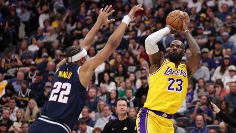 LeBron James surpasses another Abdul-Jabbar record, but injures his elbow