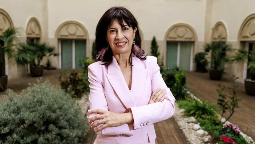 
                                 “Me horroriza oír que ahora se valora más a una mujer kilómetro 0, virgen”
                             