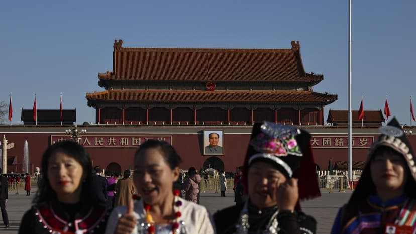 China Prioritizes Chinese Language, Approves 'Ethnic Unity Law'