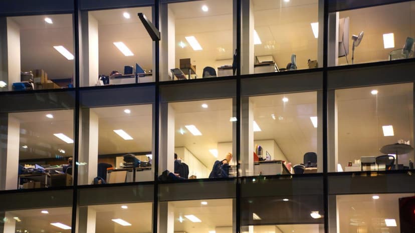 AI Adoption Challenges for SMEs Amidst Confusion