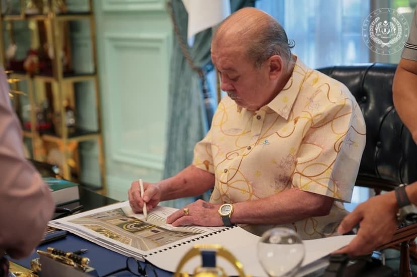 King briefed on construction progress of Masjid Tunku Laksamana Abdul Jalil in Johor Bahru