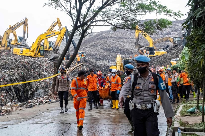 Indonesian rescuers end search after seven killed in massive landfill landslide