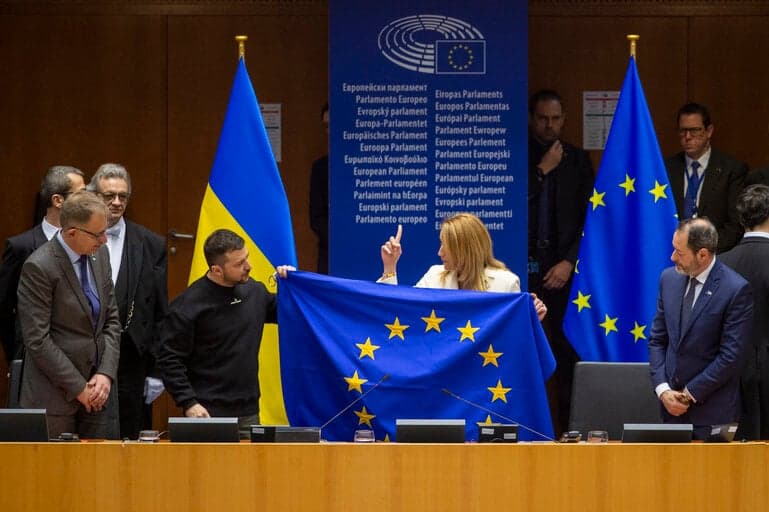 Zelenskyy to Address European Parliament on Fourth Anniversary of Russian Invasion