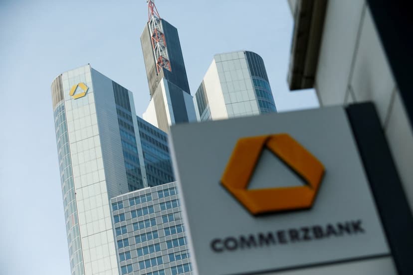 UniCredit Renews Push for Commerzbank Acquisition