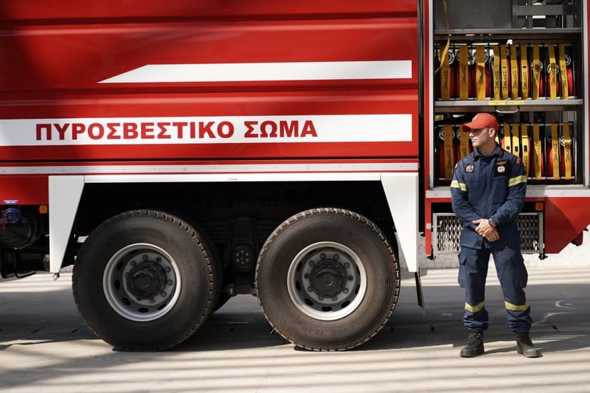 Fire Breaks Out in Migrant Detention Center Container in Amygdaleza, Greece