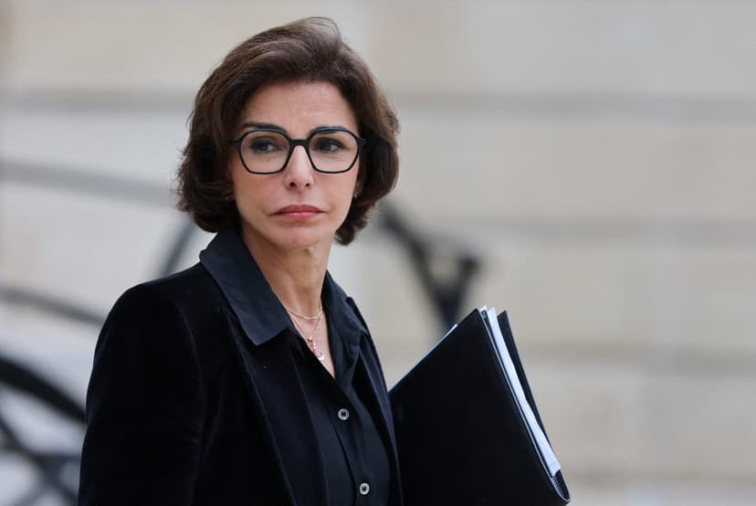French Culture Minister Resigns to Run for Paris Mayor