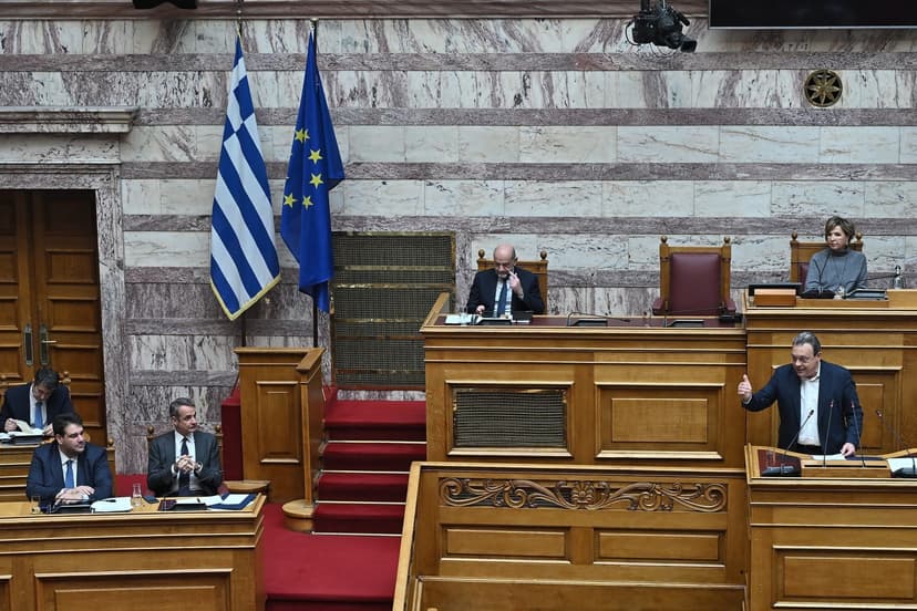 SYRIZA Leader Famellos Criticizes Mitsotakis' Stance on Iran War