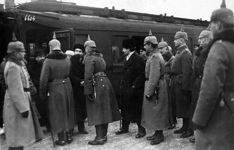 Treaty of Brest-Litovsk and its impact on Pontic Greeks