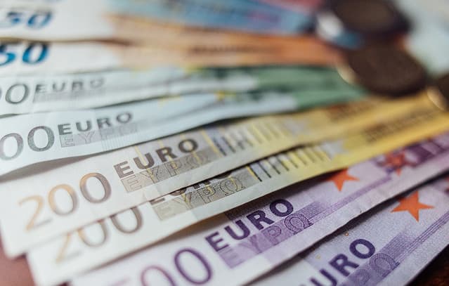 Unclaimed Tax Refunds Total 176 Million Euros in Greece