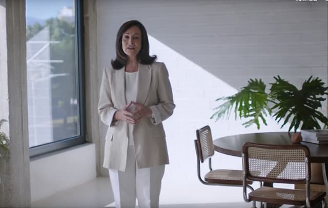 Anna Diamantopoulou Criticizes Maria Karystianou's Stance on Abortions