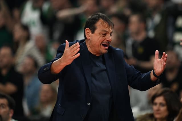 Αταμάν κατά FIBA και Euroleague: «Η κατάσταση είναι γελοία»