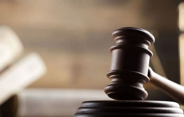 Custody of 10-Year-Old Autistic Child in Lamia Granted to Father