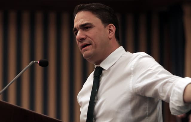 Greek Opposition Criticizes Government Over Clean Monday Statements