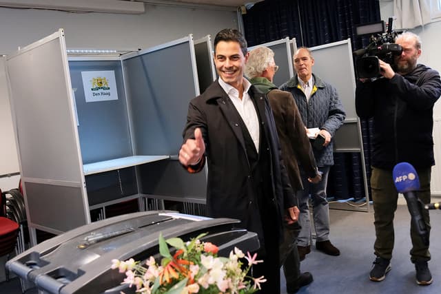 New Dutch government sworn in under centrist Rob Jetten