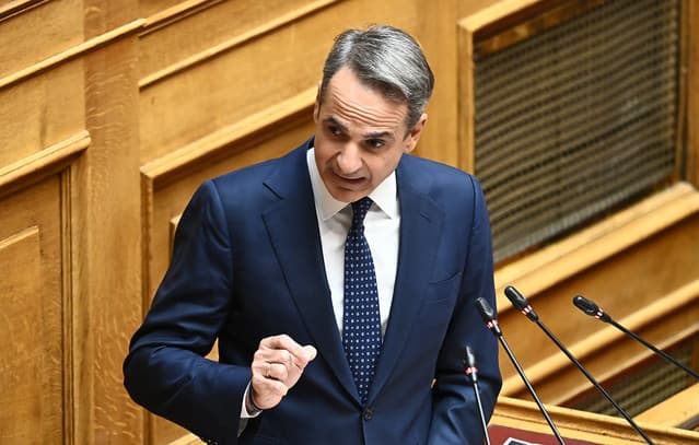Greek Parliament Continues Debate on Expatriate Hellenism Bill
