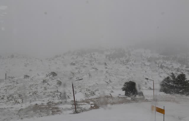 Search Continues for Missing 74-Year-Old Hiker in Velouchi, Greece