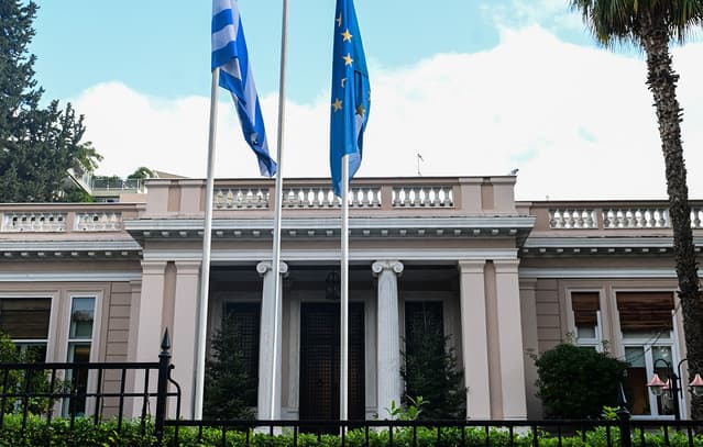Greek Government Clarifies Land Parcel Declaration for Farmers