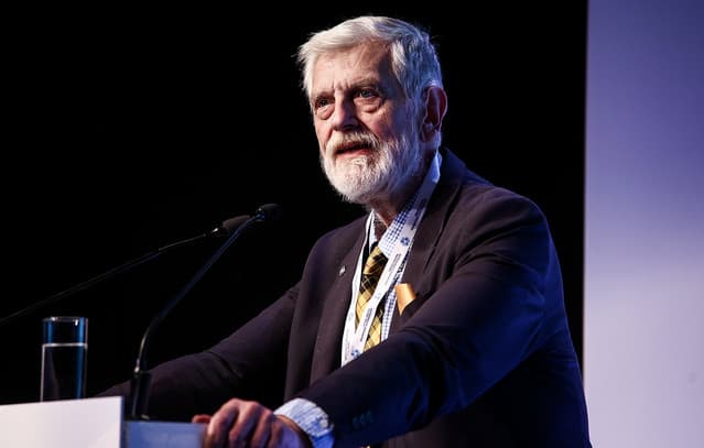 Greece Prepares Evacuation Plan for Citizens in UAE Amid Airspace Closures