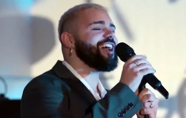 Akylas and Papazo Collaborate with ERT Contemporary Music Orchestra on 'Atelier' Cover