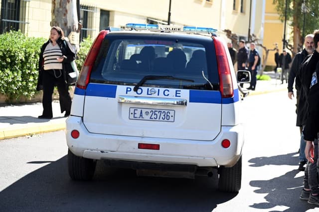 Model Manager Charged with Dangerous Driving and Disobedience After Kifissia Chase