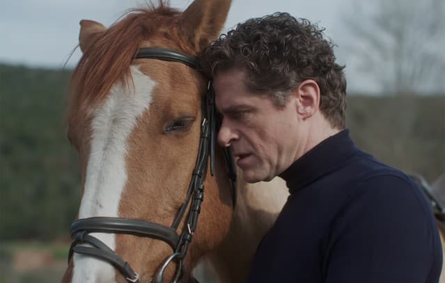 «Μια νύχτα μόνο»: Ο Οδυσσέας προσπαθεί να πείσει, μάταια, την Αρετή για την αθωότητά του