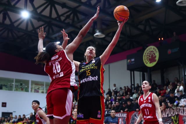 Greek Women's Basketball League: Olympiacos vs. Athinaikos