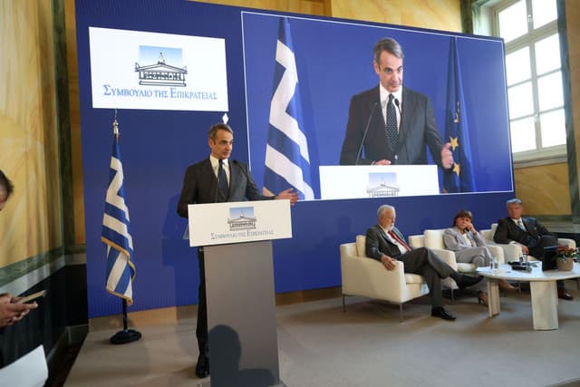 Greek PM Mitsotakis Emphasizes Judicial Independence