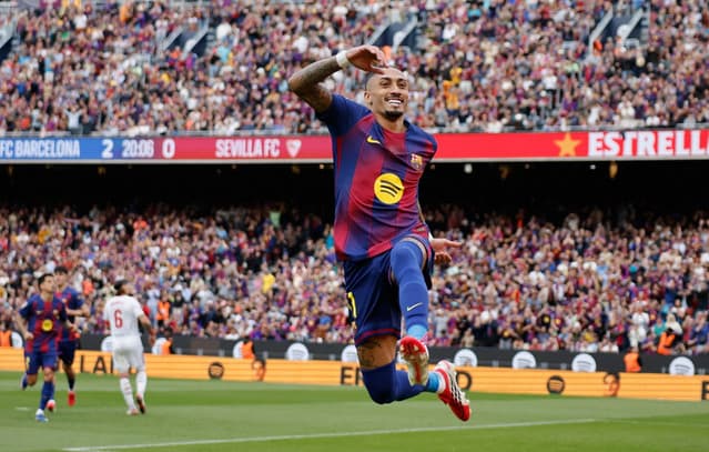 La Liga: Barcelona leads by 4 points with a 5-goal victory