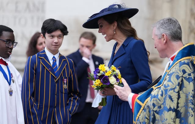 Smiles in front of the cameras, tension from behind: What the photos of Kate Middleton from the Abbey didn't show