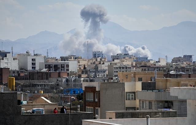 Oman Emerges as Key Mediator in US-Iran Talks