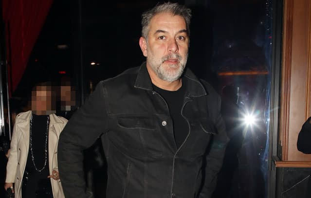 Βασίλης Μπισμπίκης: «Πέρασα ένα κομμάτι σκληρής αλητείας, αδέσποτος στην Αθήνα, ουσίες, δεν τελείωσα το σχολείο»