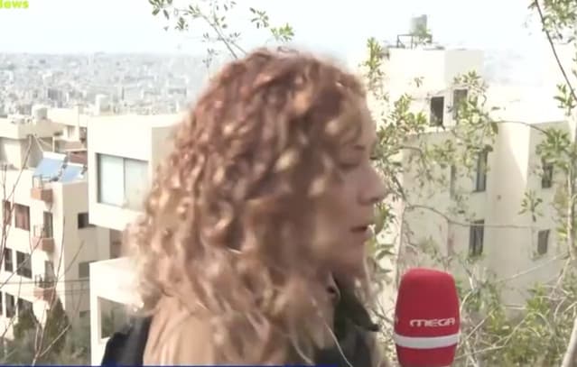 Journalist reacts to bomb explosion near Mega crew in Lebanon