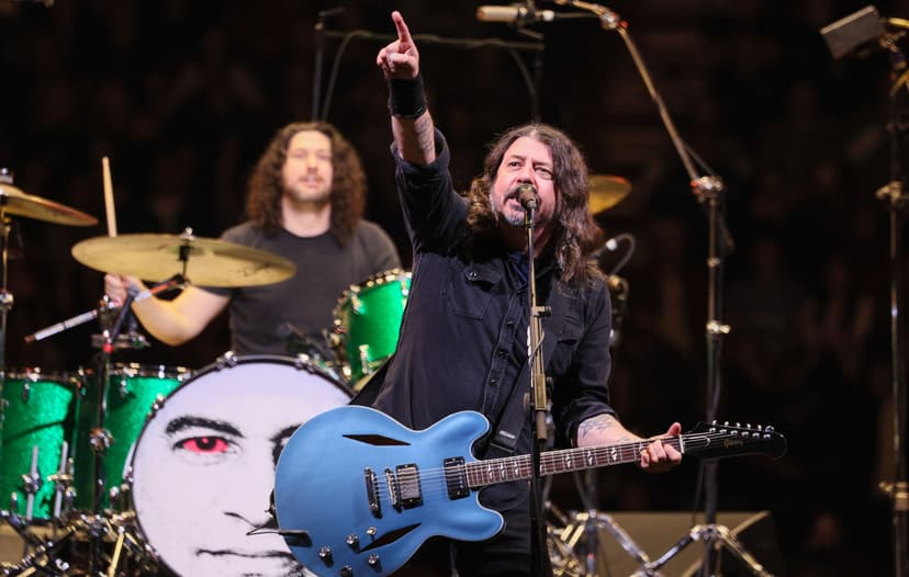 Foo Fighters Kick Off UK and Ireland Tour in Dublin