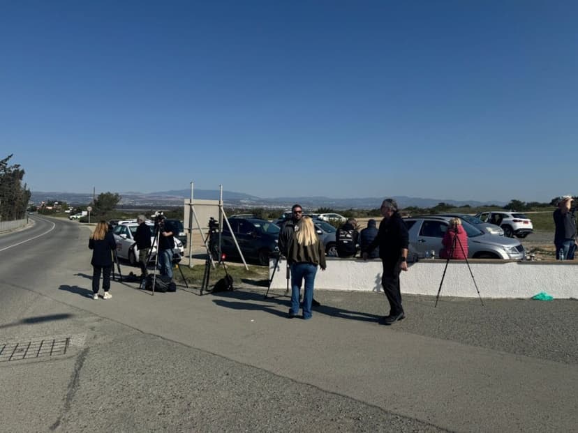 World’s media descends on RAF Akrotiri base (photos+video)