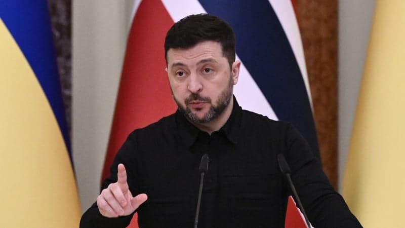 Zelenskyj pripúšťa dlhodobé výpadky ropy cez Družbu. Opravy brzdia ruské útoky aj zranenia pracovníkov