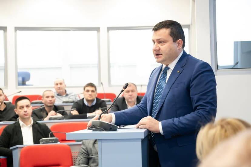 Political Crisis in Bijelo Polje as Bosniak Party Issues Demands to DPS