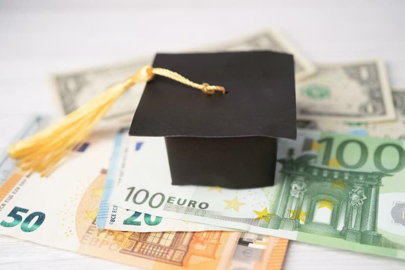 Montenegro Grapples with Issue of Fake Diplomas