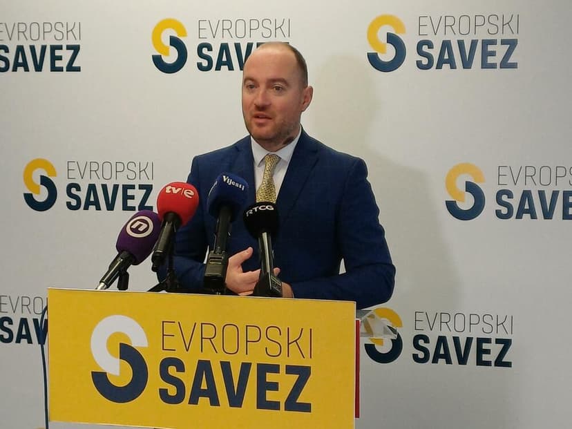 Stanić: Ako je Vlada Crne Gore u nečemu trebala da slijedi Vladu...