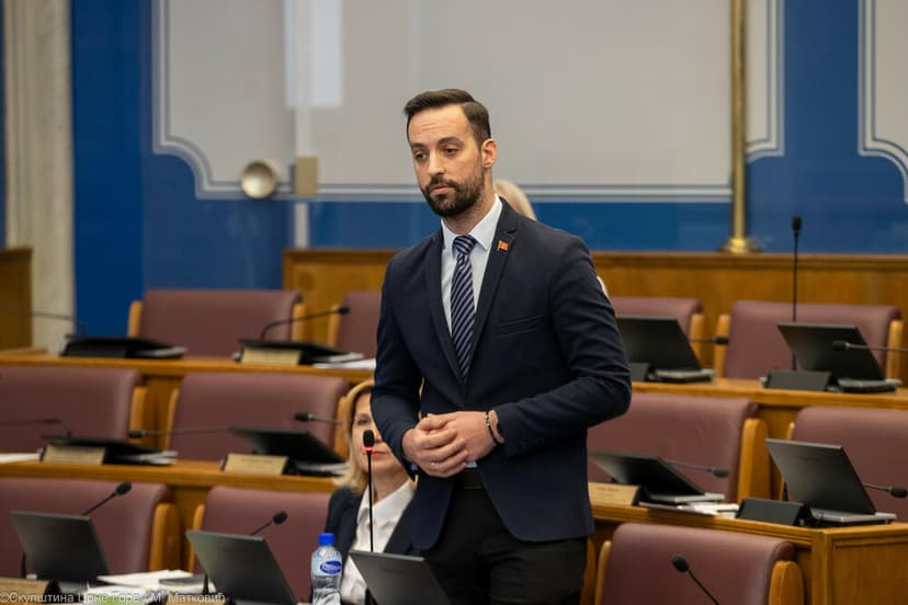 Montenegrin Opposition Calls for Minister's Dismissal Over Controversial Investment Deal