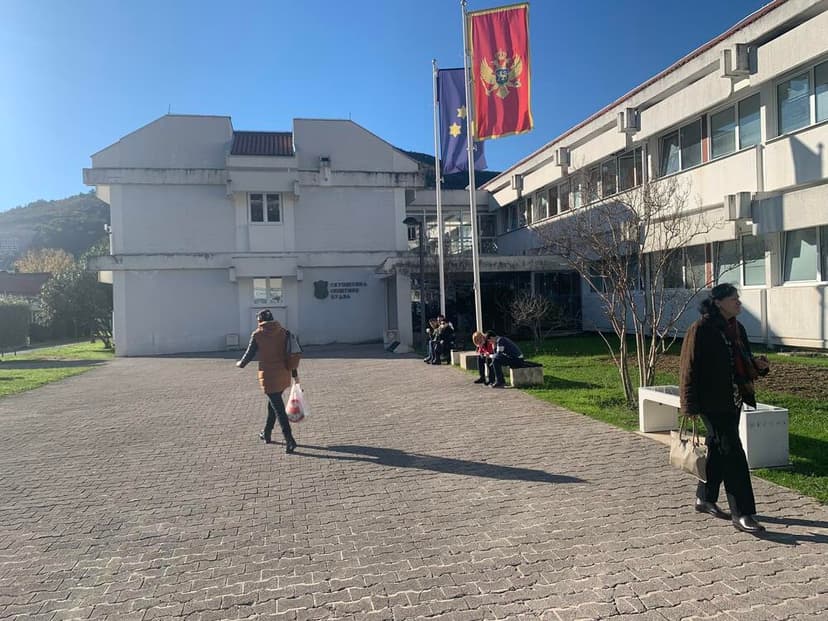 Montenegro Company Rejects Municipality's Contract Claims