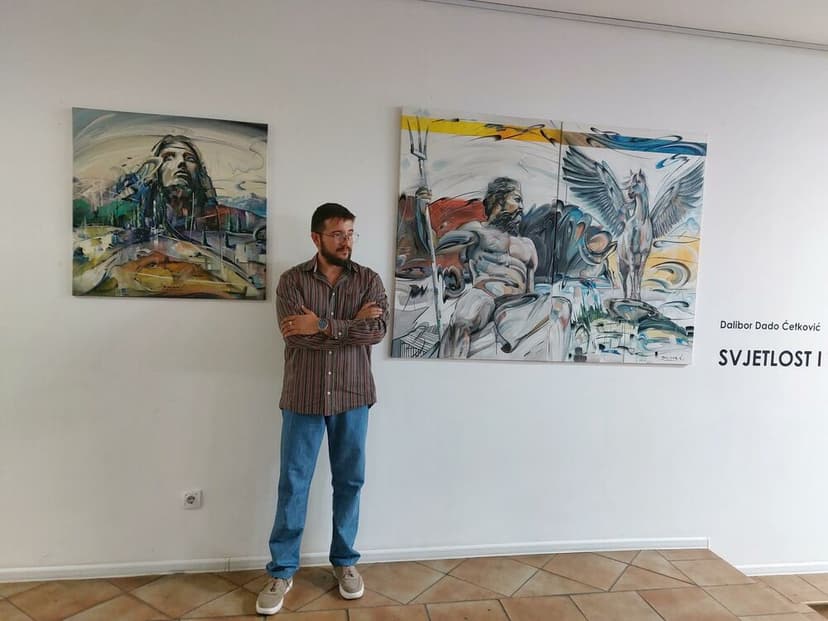 Between the world we understand and the one we sense