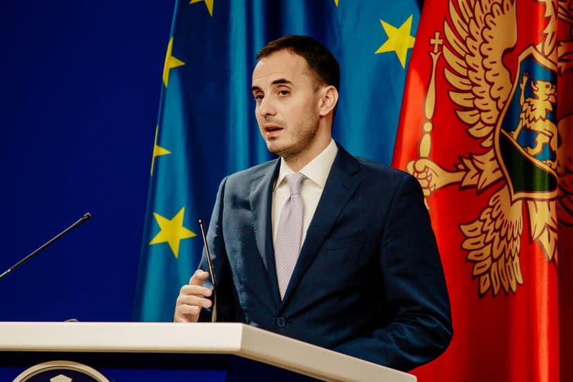 Montenegrin URA MPs Advocate for Pension Increase