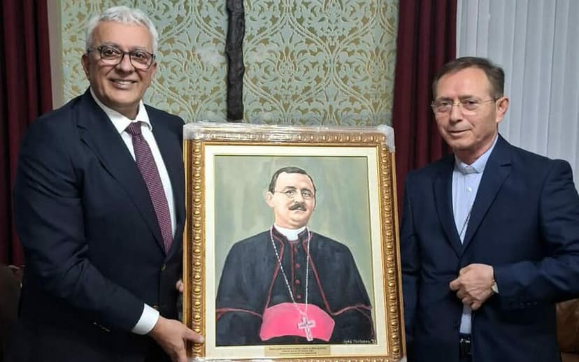 Montenegro Parliament Speaker Mandić Meets with Bar Archdiocese