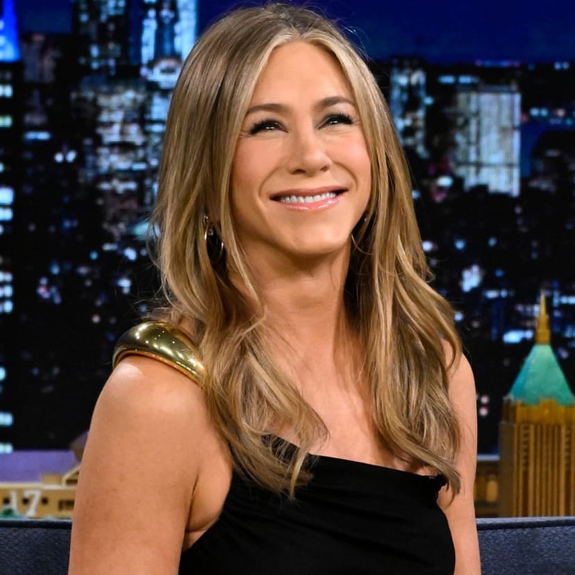 Jennifer Aniston and Jim Curtis Support Sean Hayes at Play