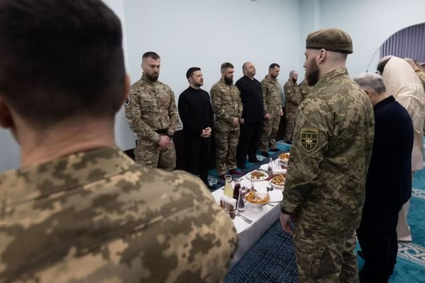 Ukrainian President Zelenskyy Joins Iftar with Chechen Fighters in Kyiv