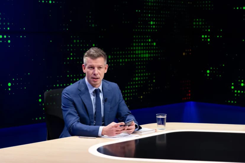 Hungarian Politician Péter Magyar Discusses Blackmail and Campaign 'Atomic Bombs'