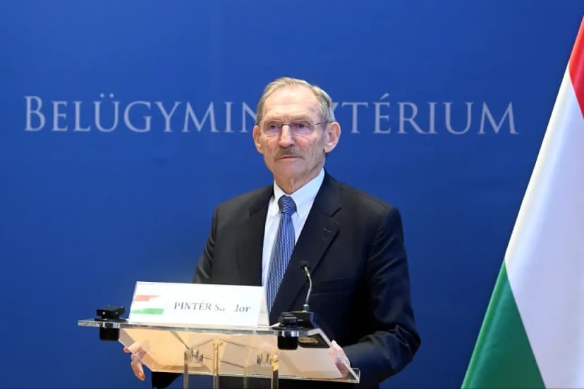 Hungarian Interior Minister Pintér Sándor Estimates Low Chance of Remaining in Office