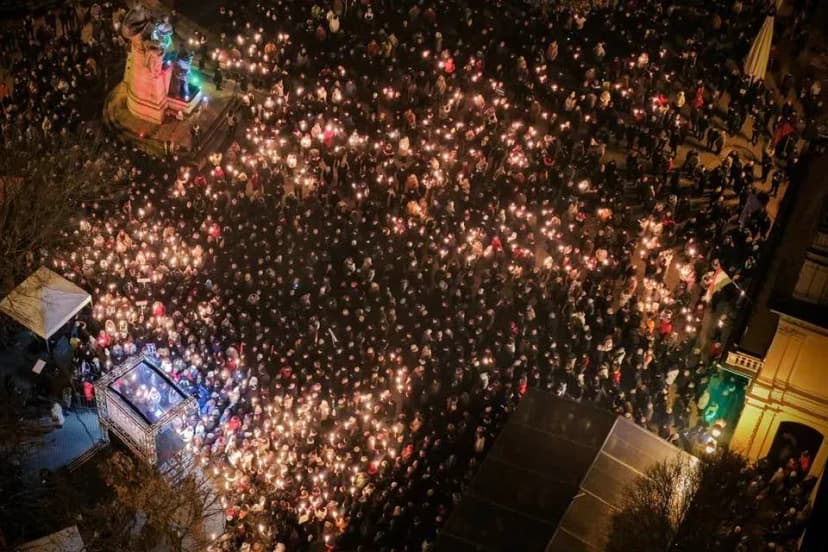 Magyar Péter Claims Defense Ministry Bans Droning at Tisza Party Event