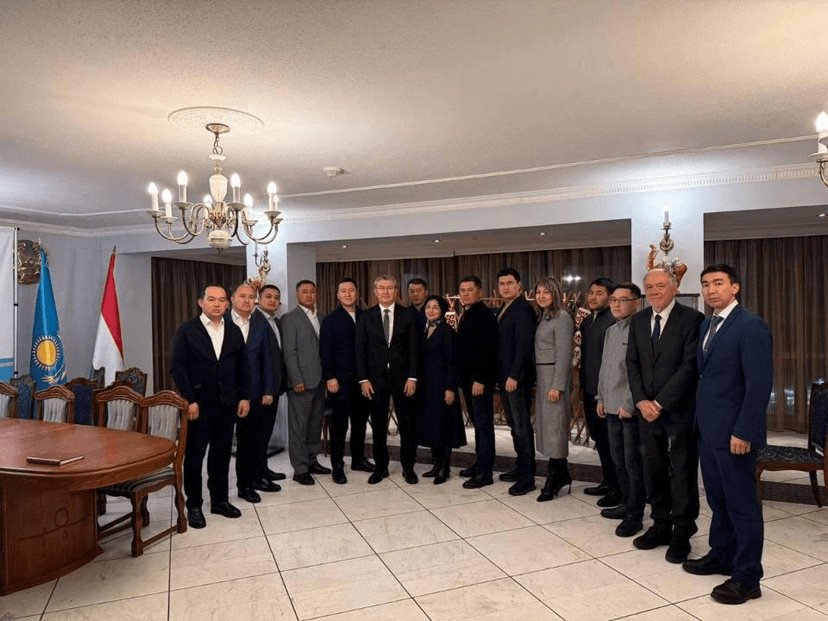 Kazakh Water Diplomats Undergo Training in Europe and China